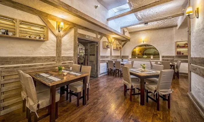 Co zjeść w Szczecinie? Odkryj lokalne smaki i najlepsze restauracje